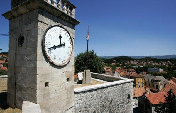 Apartment Lavanda - Suite Sinj Εξωτερικό φωτογραφία