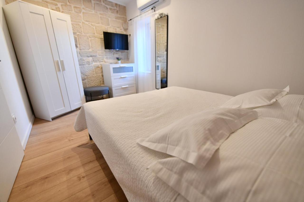 Apartment Lavanda - Suite Sinj Εξωτερικό φωτογραφία