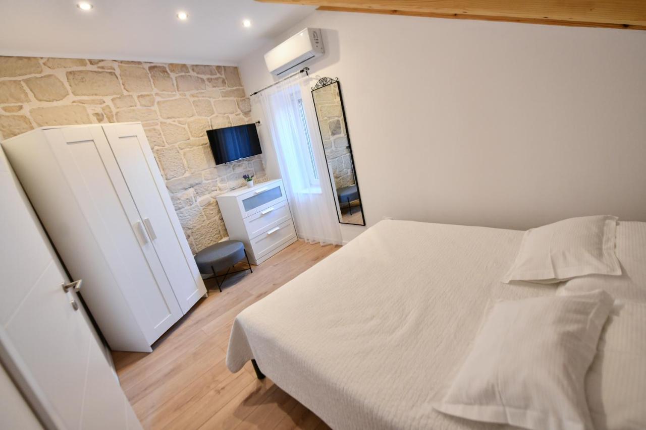 Apartment Lavanda - Suite Sinj Εξωτερικό φωτογραφία