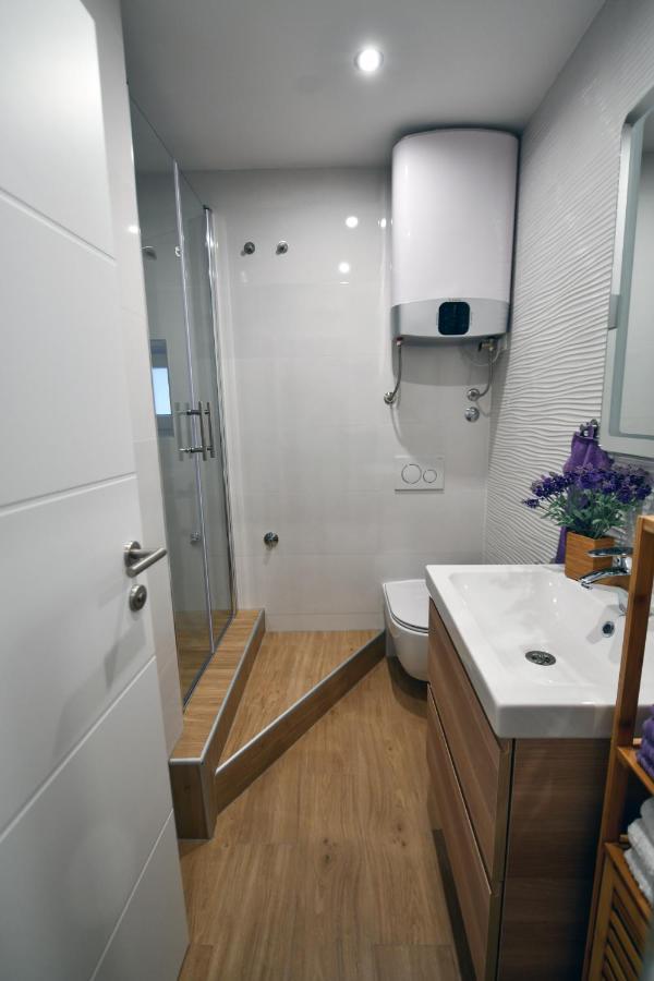 Apartment Lavanda - Suite Sinj Εξωτερικό φωτογραφία